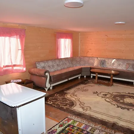 Etno Selo Uvacko Svitanje Holiday home Sjenica